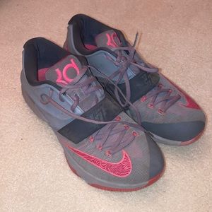 Kevin Durant Shoes Size 10